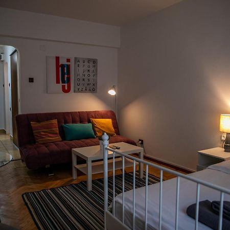 Color Apartment Regina Elisabeta 23 Bukarest Exteriör bild