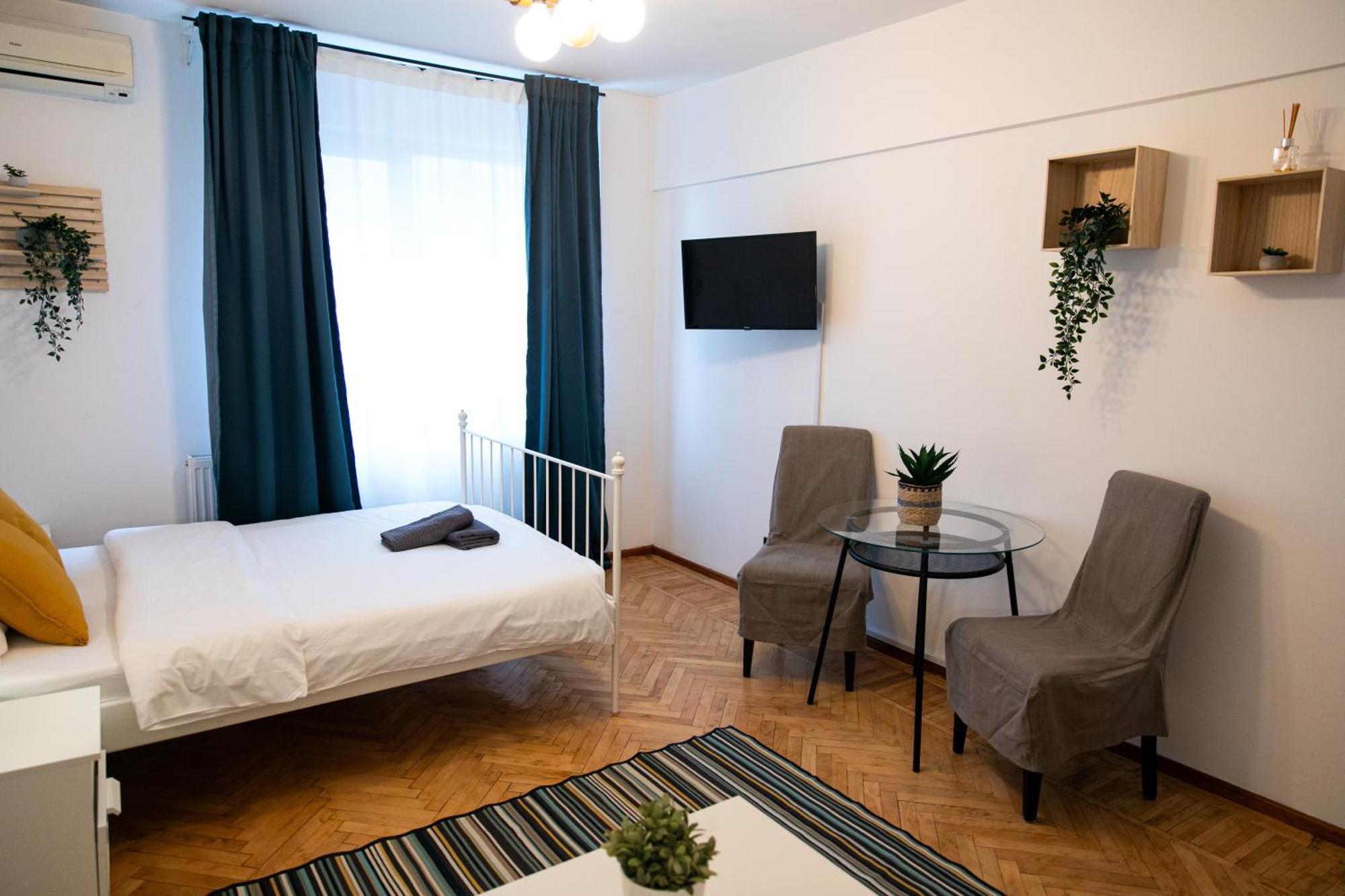 Color Apartment Regina Elisabeta 23 Bukarest Exteriör bild